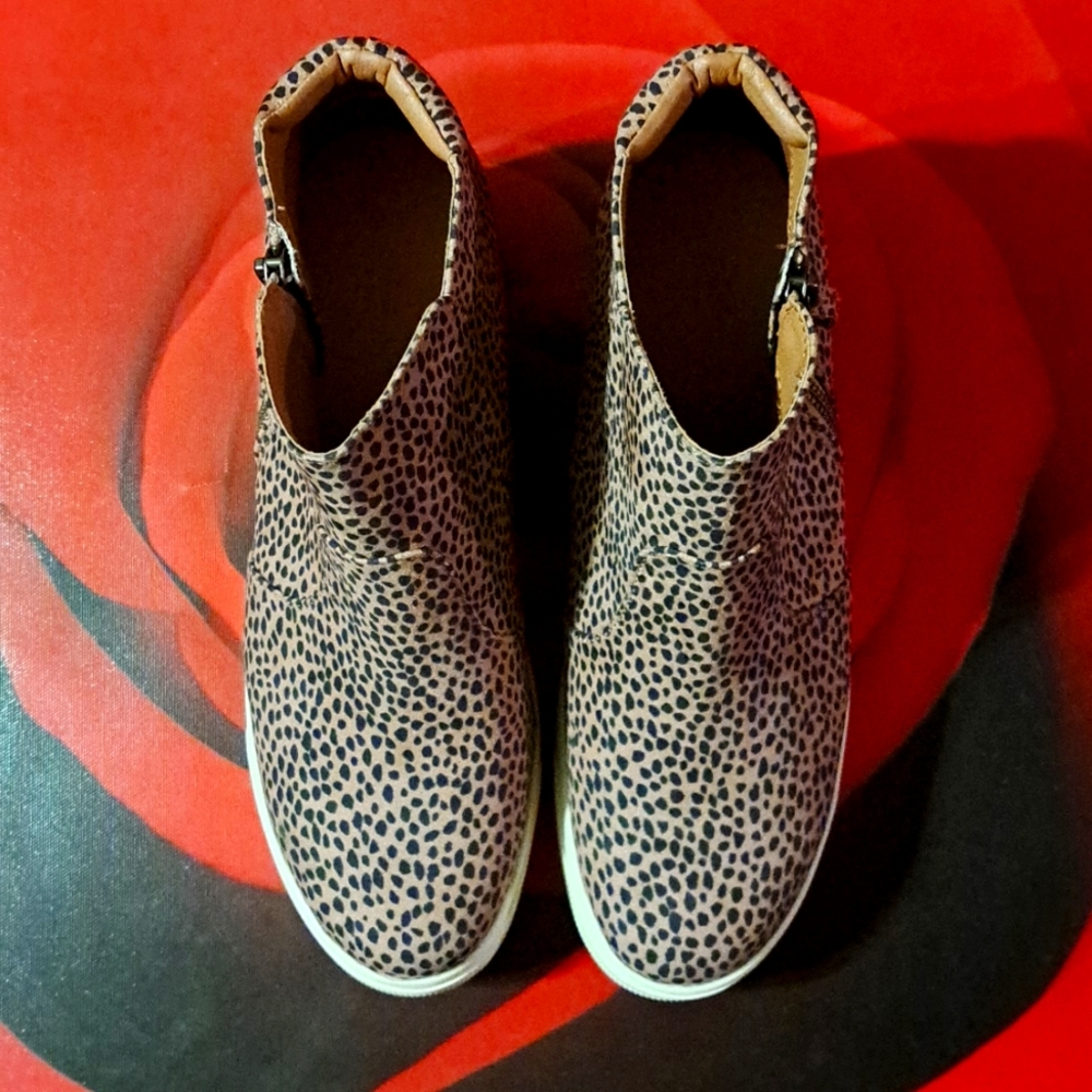 Universal Thread Boots - image 4